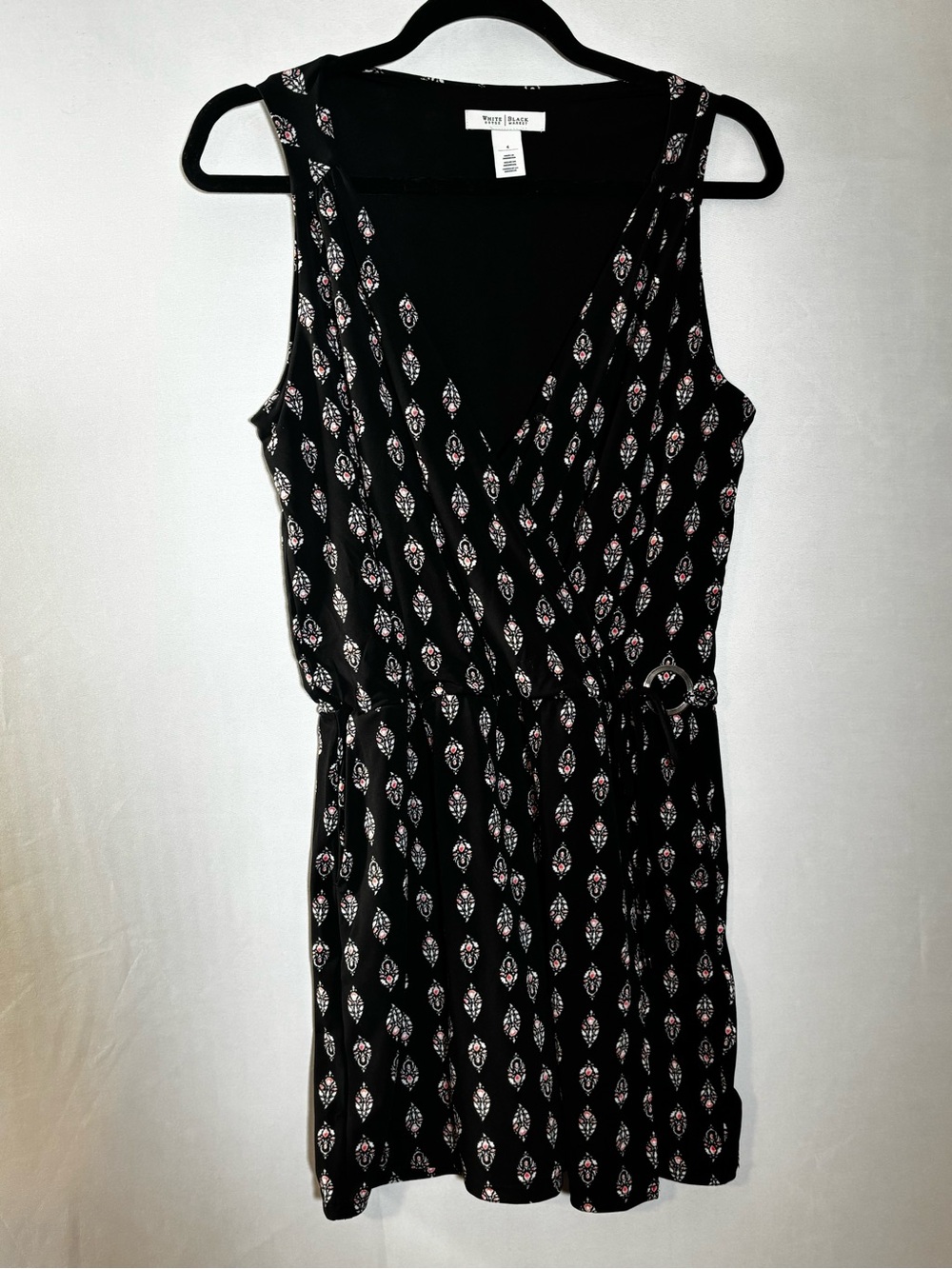 White House Black Market Black Printed Sleeveless Romper size 4 NWOT